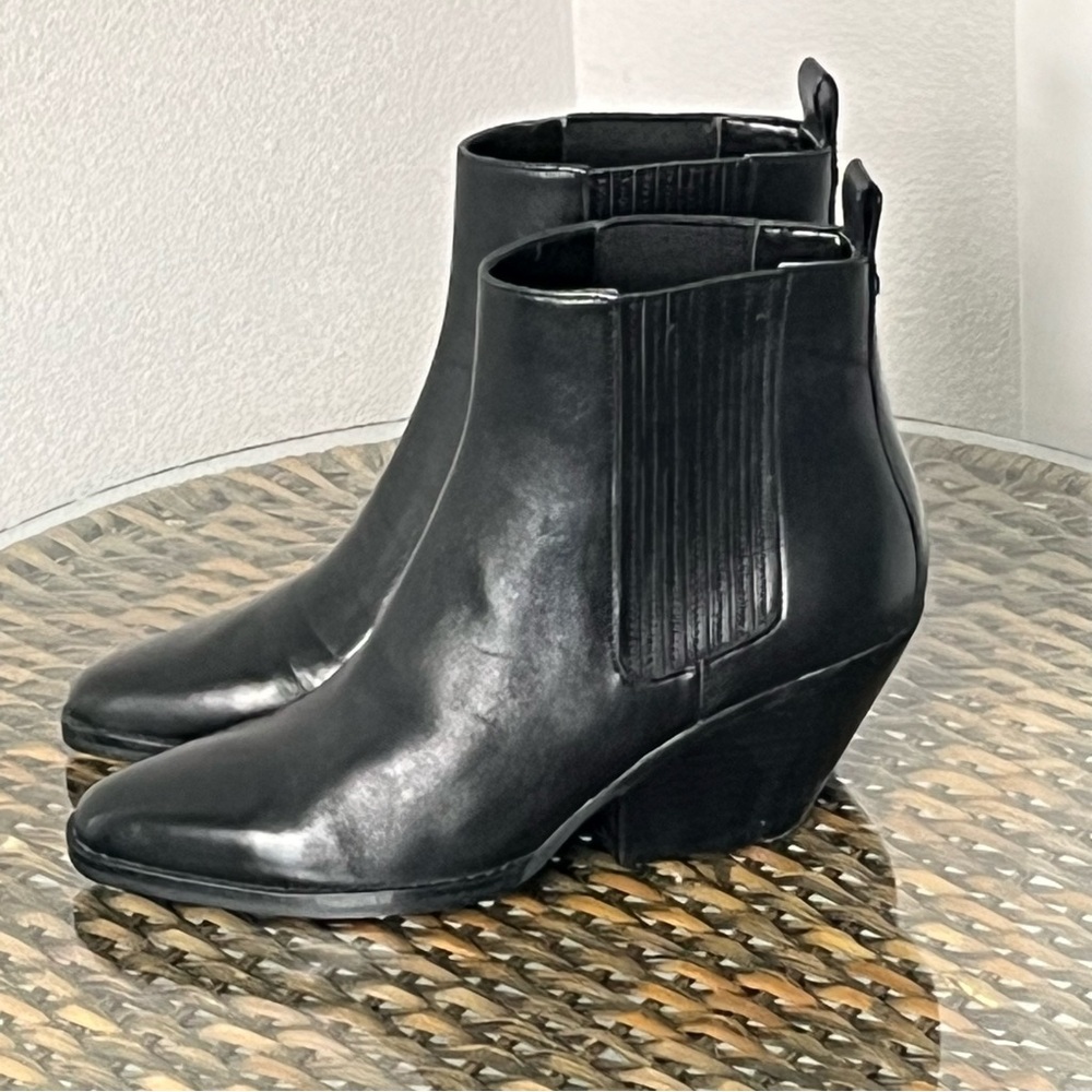 Michael Kors Sinclair Black Leather Ankle Boot Size 5.5 Minimalist Contemporary - Picture 12 of 16